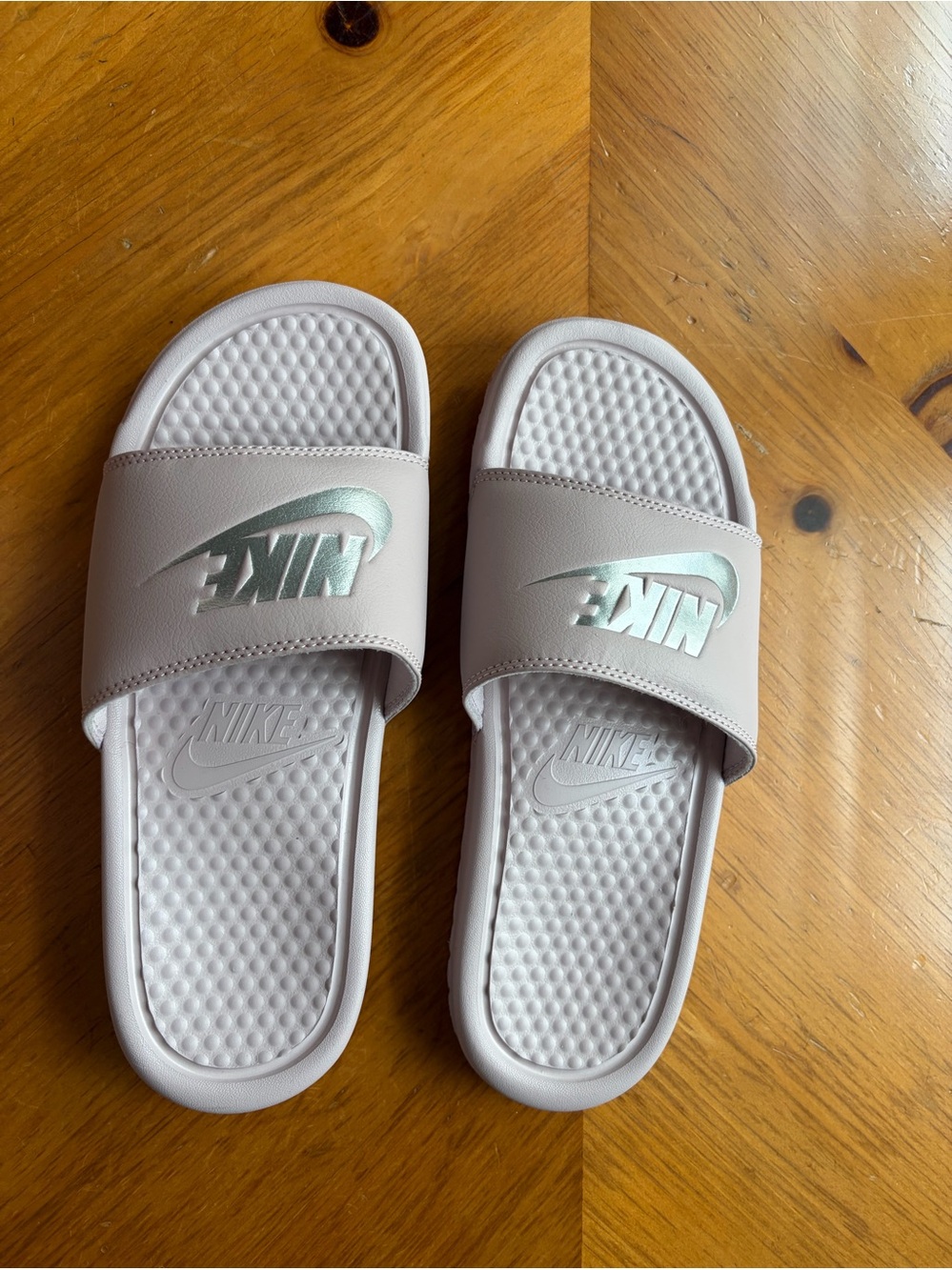 Nike Victori One
Women's Slides Nike Slide Sandal in Light Mauve